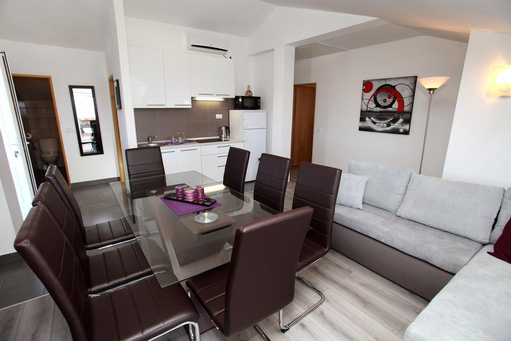 Apartment Matic โรกอซนิซา ภายนอก รูปภาพ