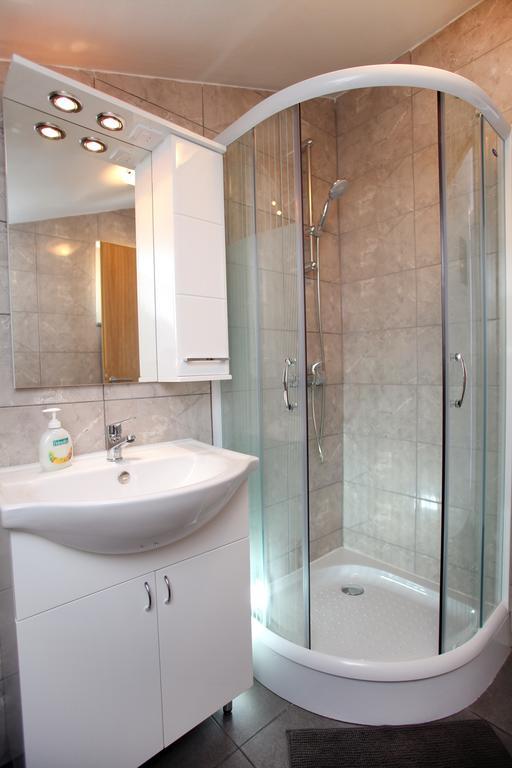 Apartment Matic โรกอซนิซา ภายนอก รูปภาพ